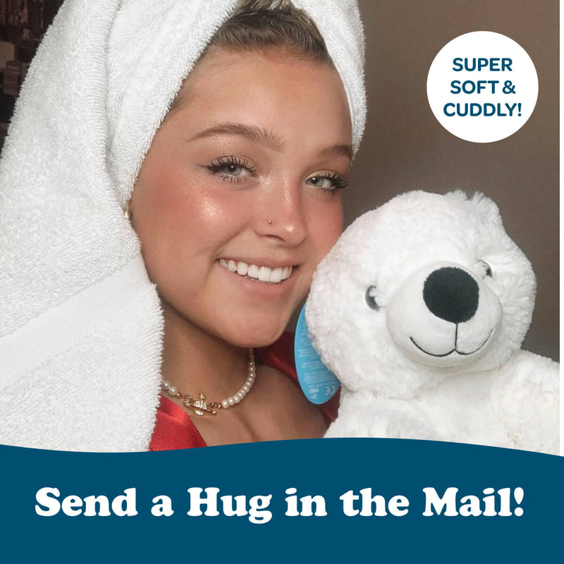 Peaches the Polar Bear 🐻‍❄️